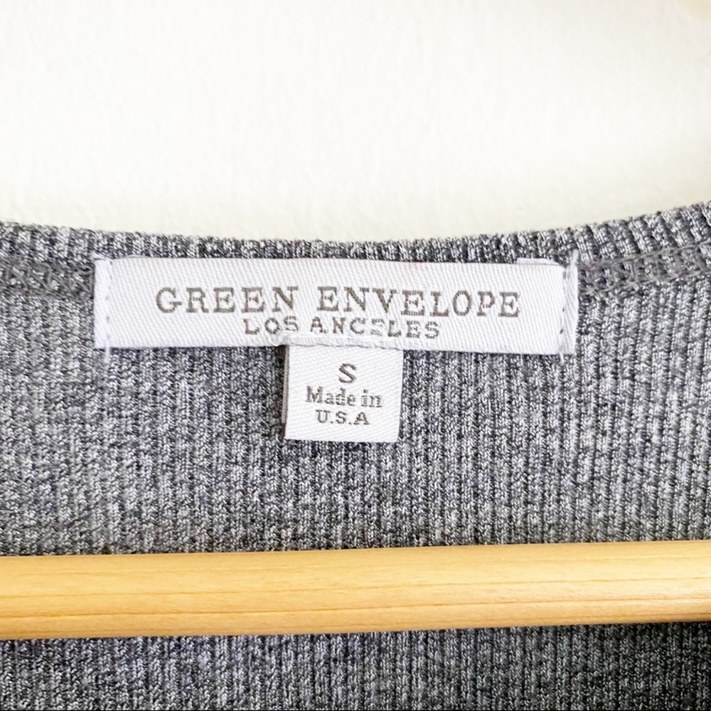 Green Envelope LA Ribbed Cold Shoulder Top Dark Grey S - Picture 5 of 8